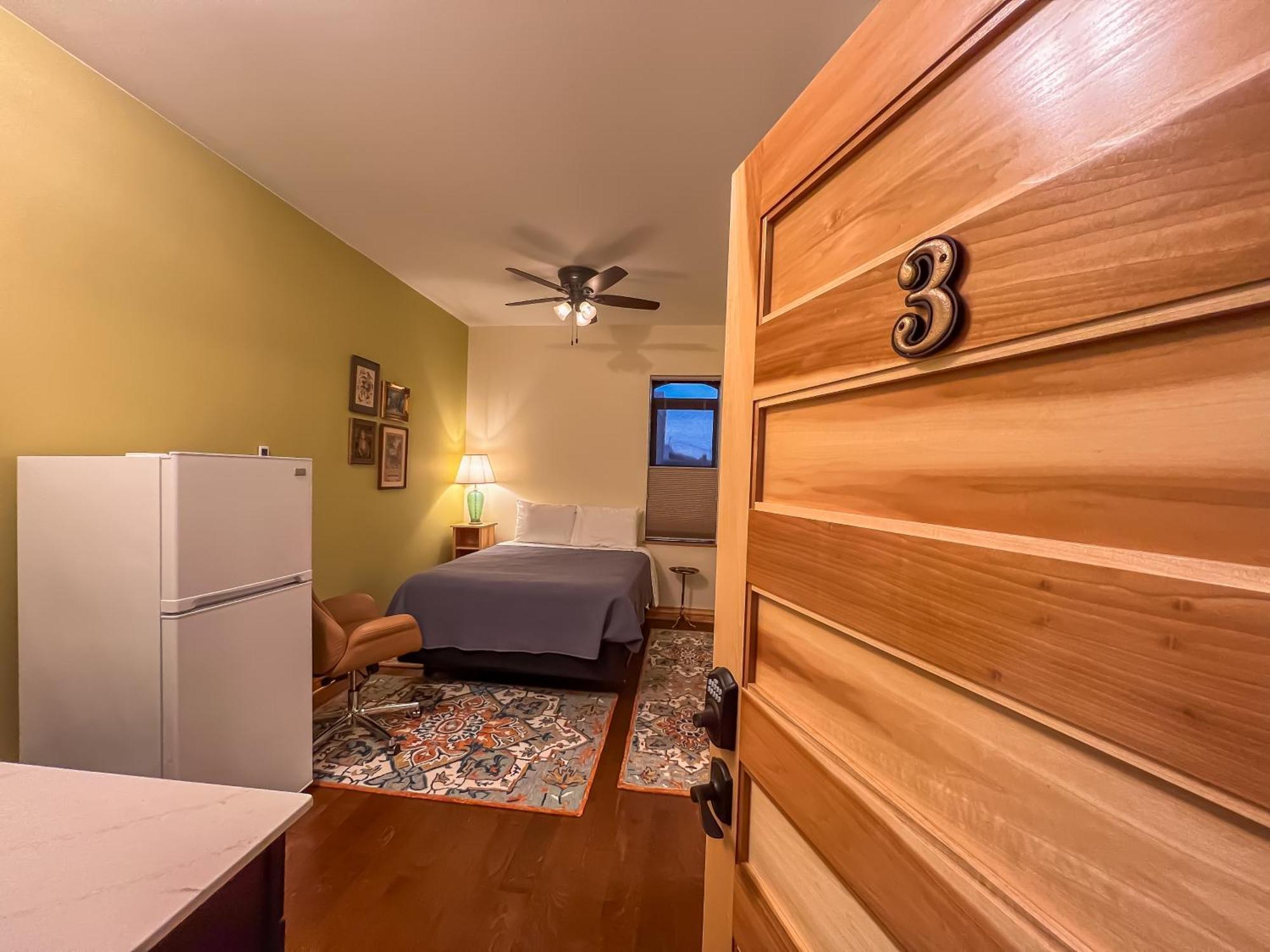 Goldfinch Suites Elkader Екстер'єр фото