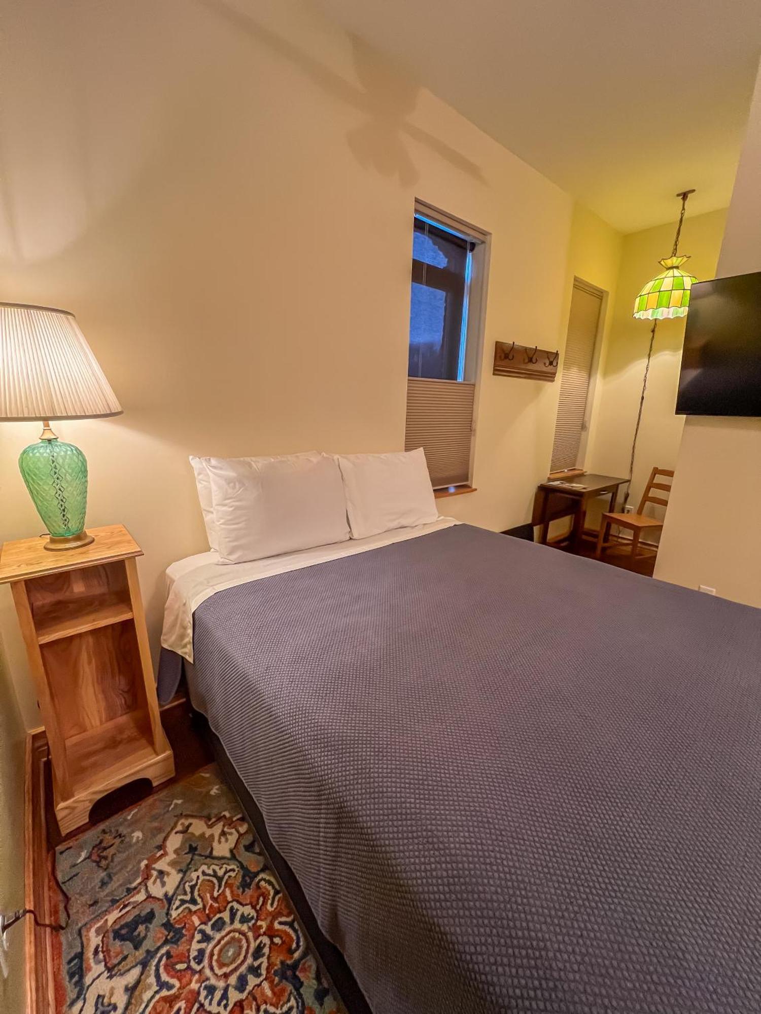 Goldfinch Suites Elkader Екстер'єр фото